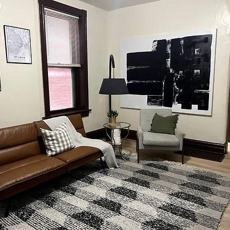 Charming Duplex On Quiet Street Διαμέρισμα Σαιντ Λούις Εξωτερικό φωτογραφία